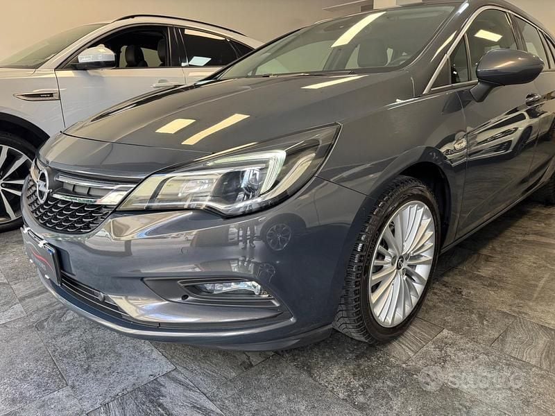 Usata Opel Astra Innovation 110 CV (80 kW) 2016 Grigio Station wagon