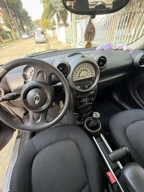 Usata Mini Cooper D Countryman 111 CV (81 kW) 2011 Marrone SUV