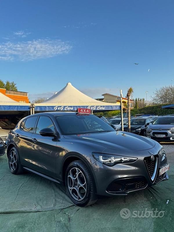 Usata Alfa Romeo Stelvio Veloce 210 CV (154 kW) 2023 Grigio SUV