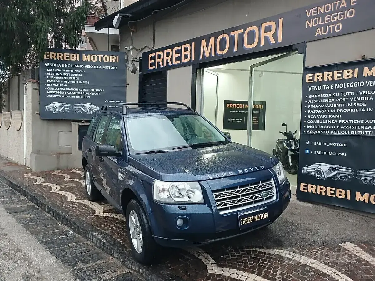 Usata Land Rover Freelander 2 160 CV (117 kW) 2010 Blu SUV