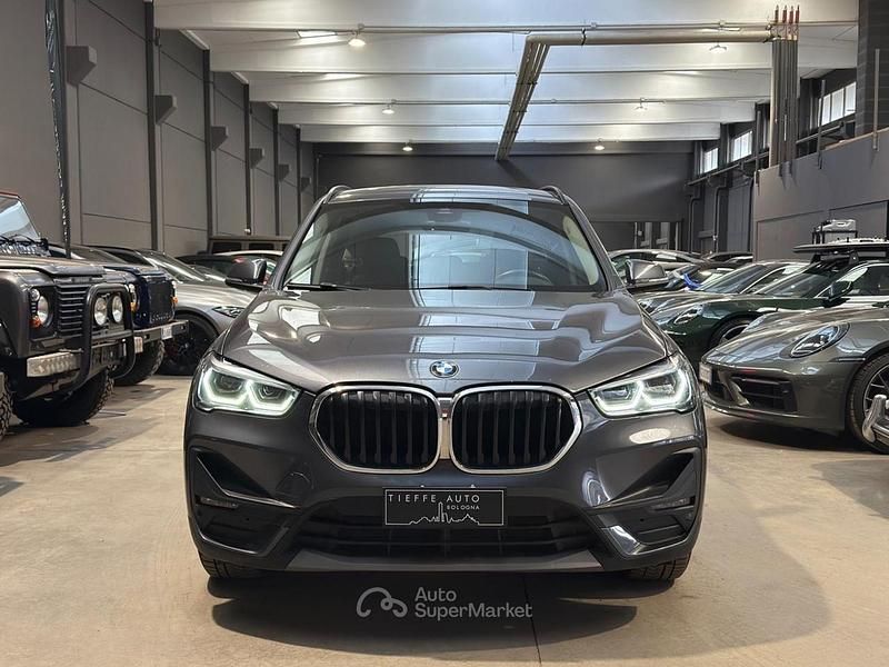 Usata BMW X1 150 CV (110 kW) 2022 Grigio metallizzato SUV