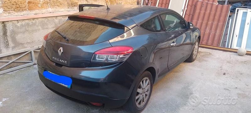 Usata Renault Mégane Coupé 105 CV (77 kW) 2009 Grigio Coupé