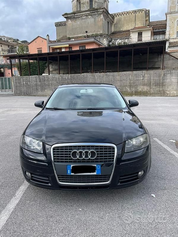 Usata Audi A3 140 CV (102 kW) 2006 Blu Utilitaria