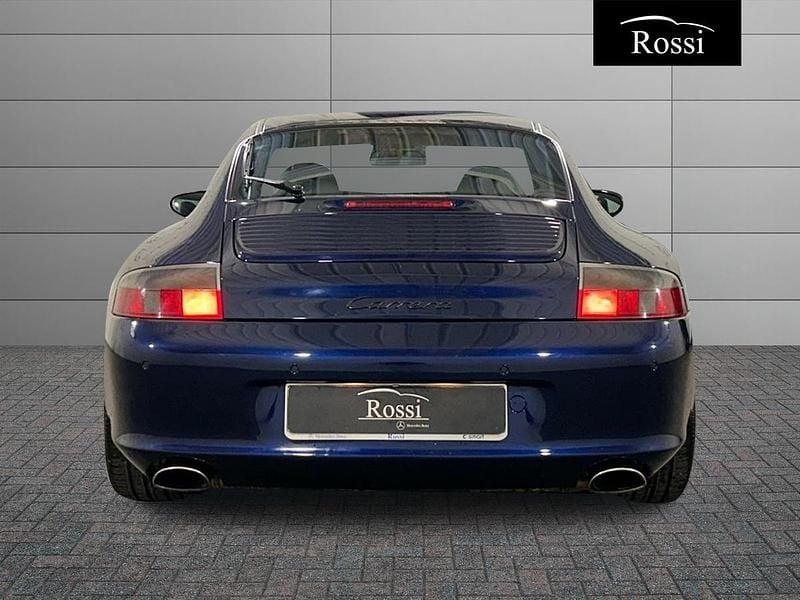 Usata Porsche 911 Carrera 320 CV (235 kW) 2001 Blu metalizzato Coupé