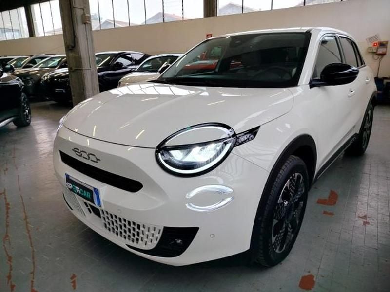 Usata Fiat 600 La Prima 101 CV (74 kW) 2025 Bianco SUV