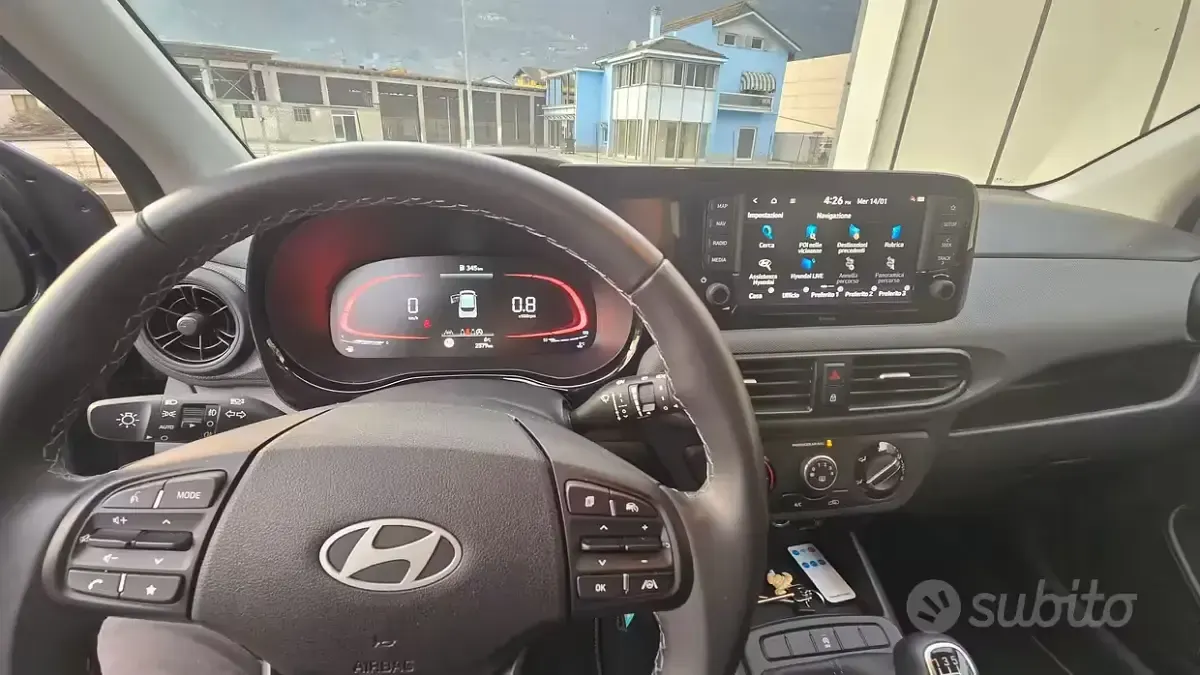 Usata Hyundai i10 63 CV (46 kW) 2025 Blu Utilitaria