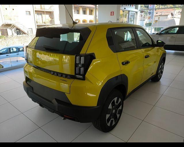 Nuova Fiat Panda Icon 110 CV (80 kW) 2025 Giallo SUV