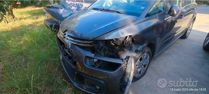 Usata Citroën C4 Picasso Feel 120 CV (88 kW) 2017 Marrone Monovolume