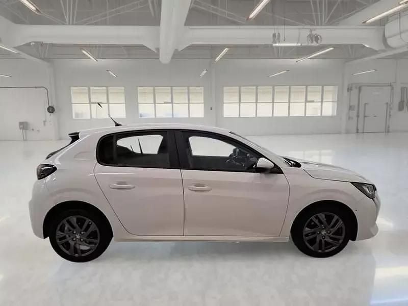 Usata Peugeot 208 Active 101 CV (74 kW) 2021 Bianco Utilitaria