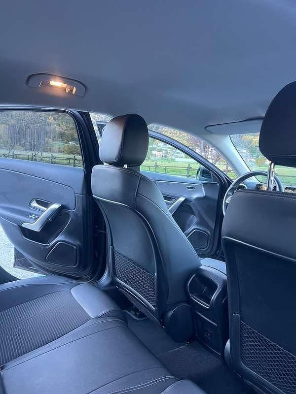 Usata Mercedes 180 136 CV (100 kW) 2022 Nero Berlina