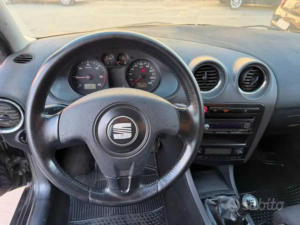 Usata Seat Ibiza Sport 130 CV (95 kW) 2003 Nero Utilitaria