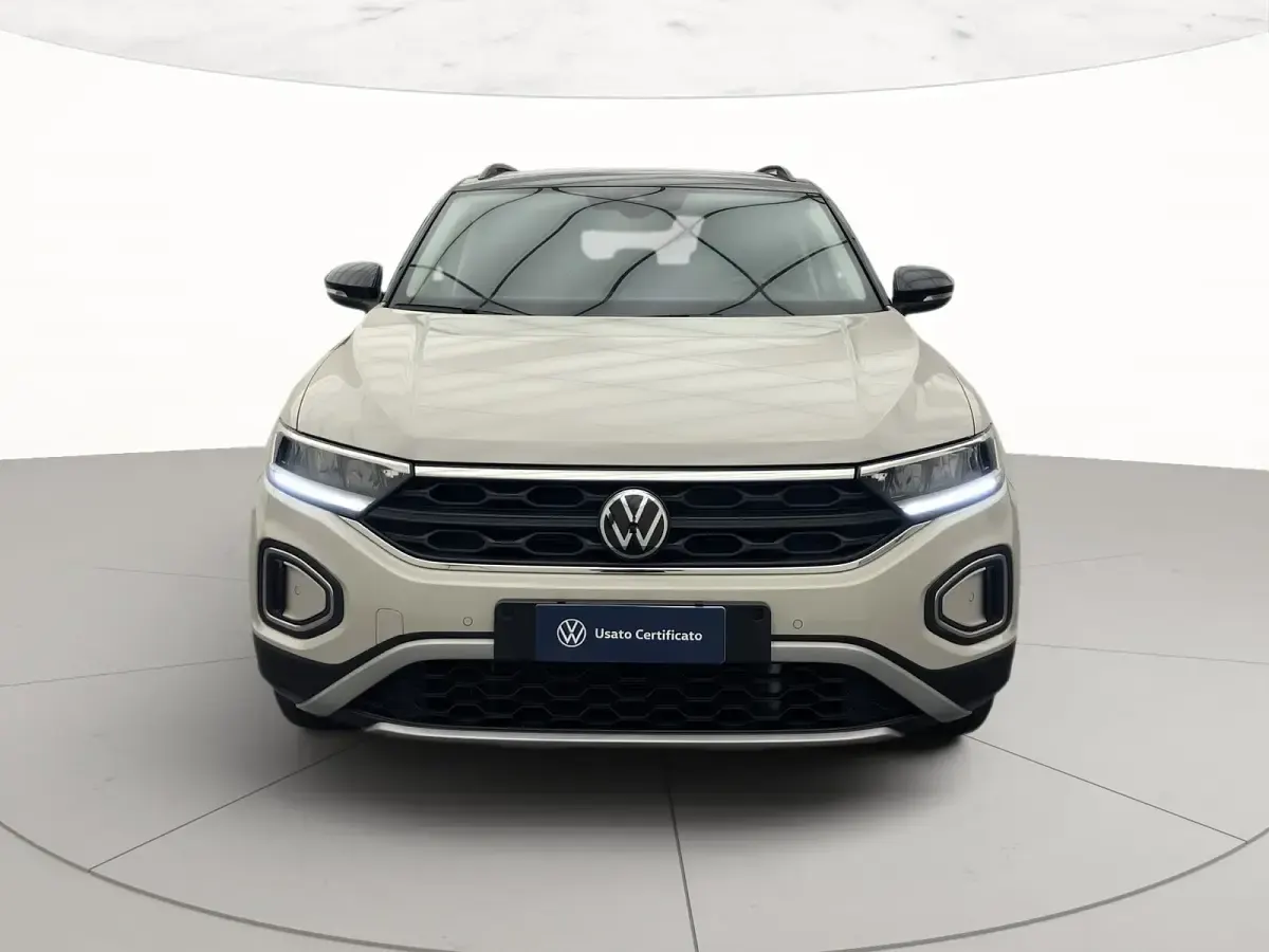 Usata VW T-Roc Life 2023 Ascot grey nero SUV