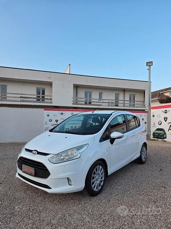 Usata Ford C-MAX 95 CV (69 kW) 2012 Bianco Monovolume