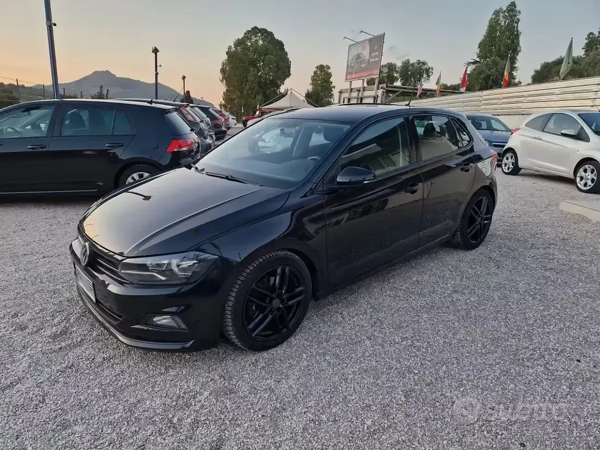 Usata VW Polo Highline 95 CV (69 kW) 2018 Nero Utilitaria