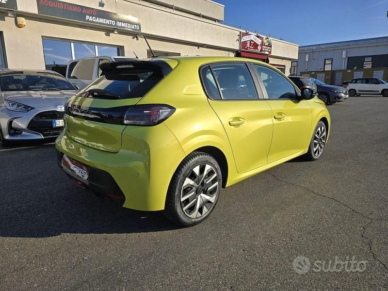 Usata Peugeot 208 Active 75 CV (55 kW) 2024 Giallo Utilitaria