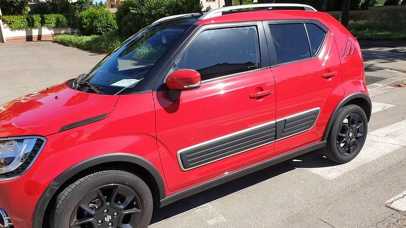 Usata Suzuki Ignis 90 CV (66 kW) 2017 Rosso SUV