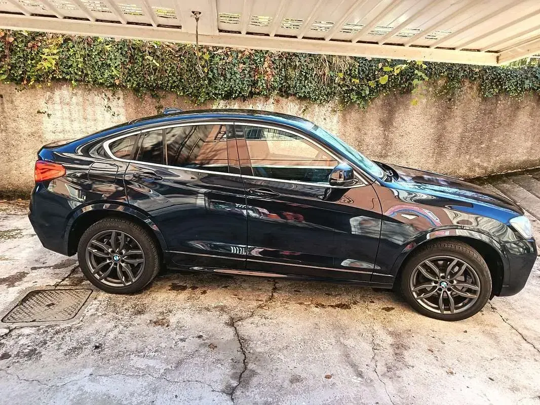 Usata BMW X4 258 CV (189 kW) 2015 Blu SUV