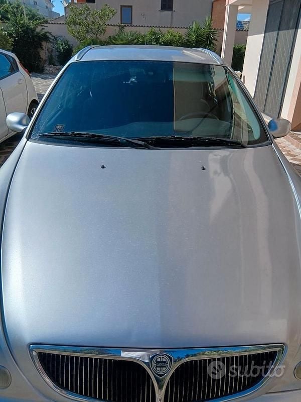 Usata Lancia Lybra 116 CV (85 kW) 2002 Grigio Station wagon