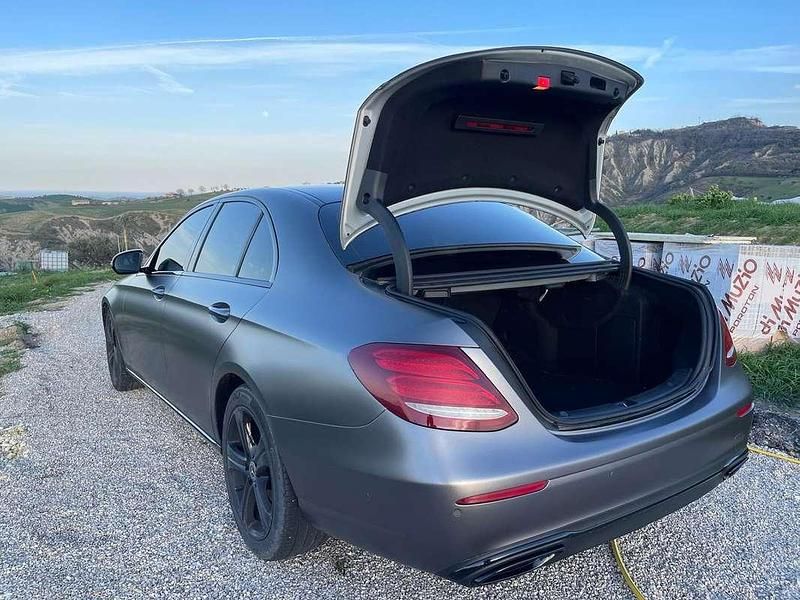 Usata Mercedes E220 Exclusive 194 CV (142 kW) 2018 Berlina