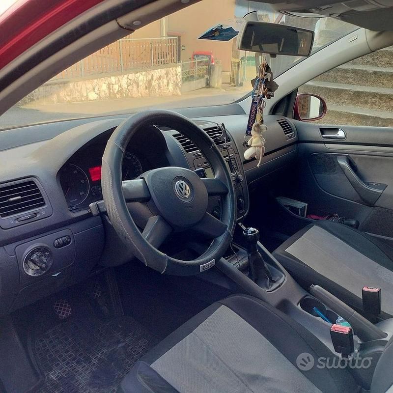 Usata VW Golf IV 2004 Rosso Berlina