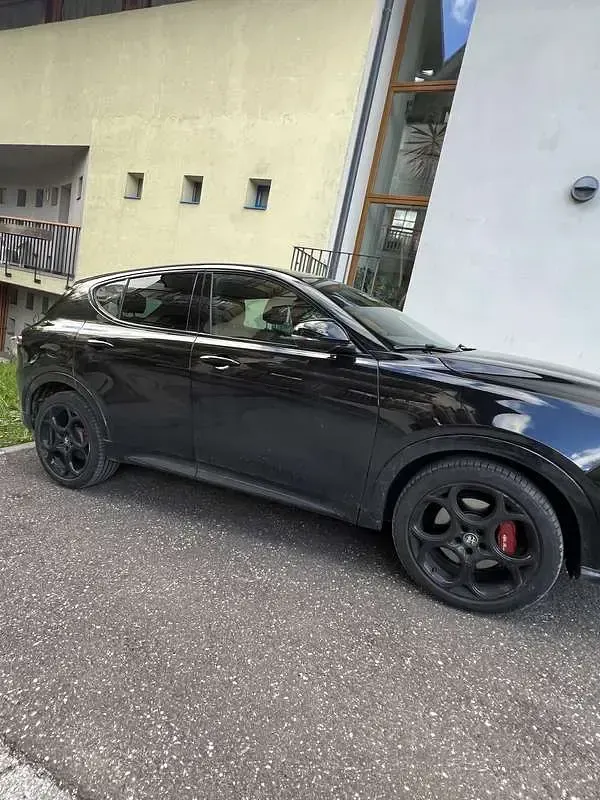 Usado Alfa Romeo Tonale Veloce 160 HP (117 kW) 2024 Preto SUV