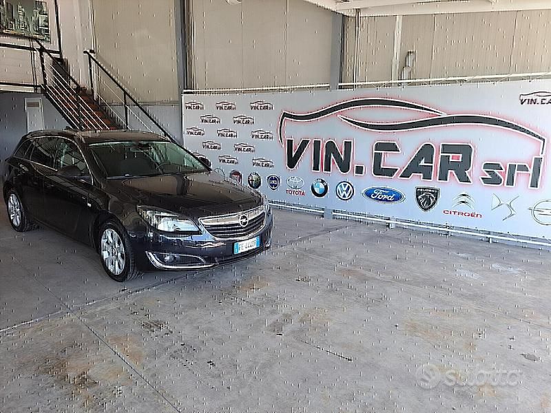 Usata Opel Insignia Cosmo 136 CV (100 kW) 2016 Nero Station wagon