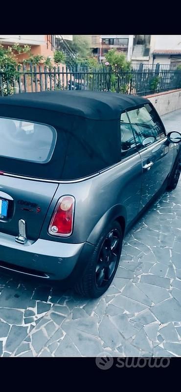 Usata Mini Cooper S Cabriolet 170 CV (125 kW) 2006 Grigio Cabrio