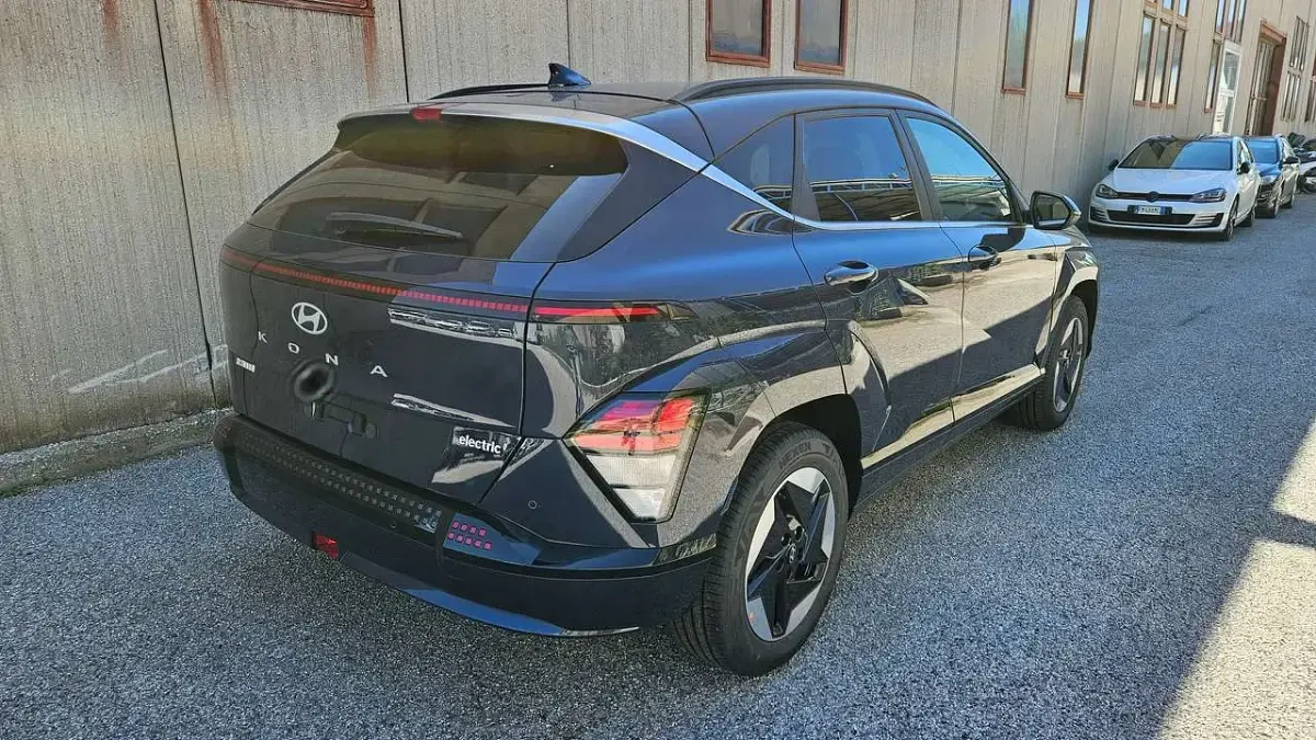 Nuova Hyundai Kona Eco 150 kW (204 CV) 2026 Sailing blue pearl SUV