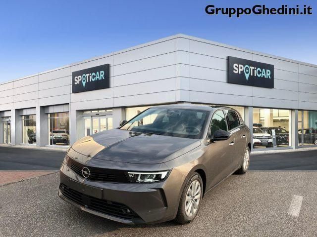 Grigio Usata 2024 Opel Astra Edition Tre volumi | 23.700 € (Buon prezzo) - Immagine 1/4