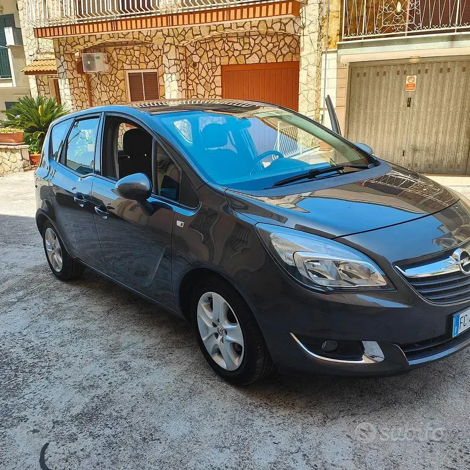 Usata Opel Meriva Eco 120 CV (88 kW) 2016 Monovolume