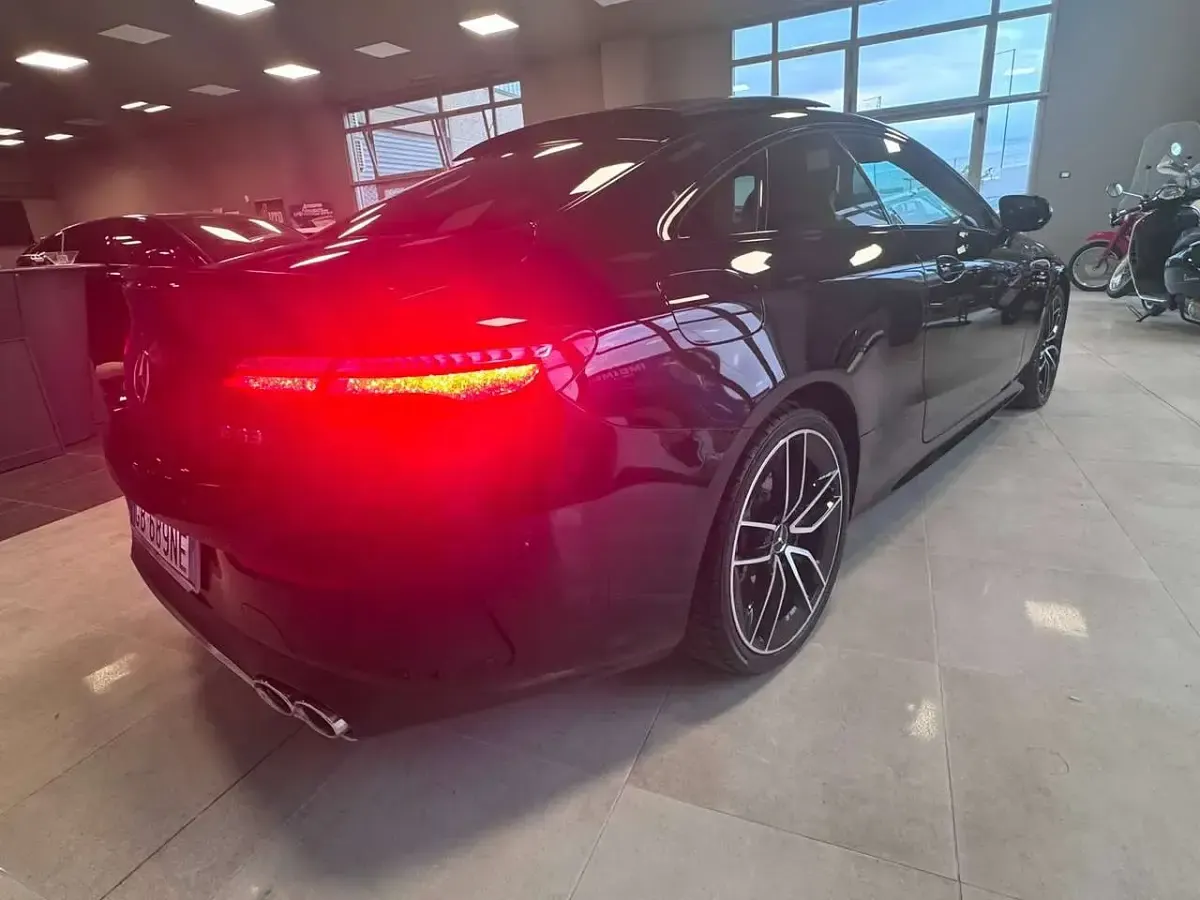 Usata Mercedes E53 AMG AMG 435 CV (319 kW) 2020 Nero Coupé