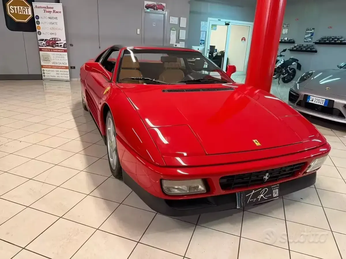 Usata Ferrari 348 295 CV (216 kW) 1992 Rosso Cabrio