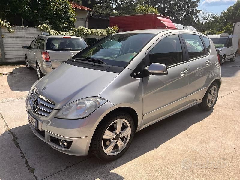 Usata Mercedes A160 95 CV (69 kW) 2009 Grigio Berlina