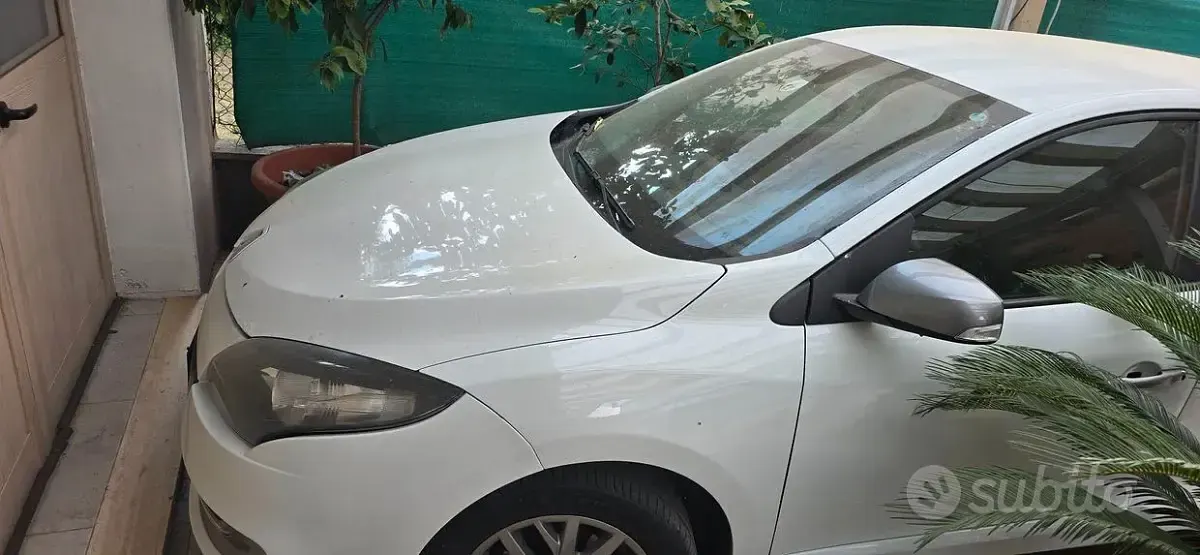 Usata Renault Mégane III 82 CV (60 kW) 2014 Bianco Berlina