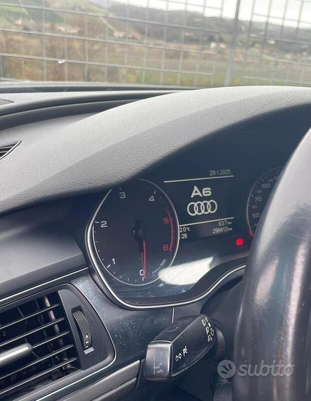 Usata Audi A6 140 CV (102 kW) 2012 Grigio Station wagon