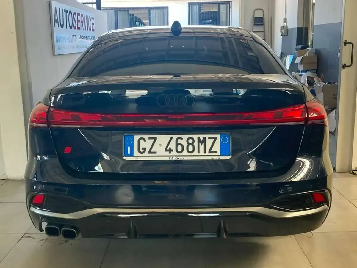 Usata Audi A5 Edition .1 204 CV (150 kW) 2025 Blu firmamento metallizzato Berlina