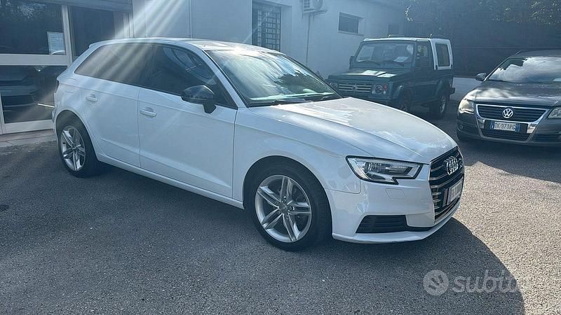 Bianco Usata 2015 Audi A3 Station wagon | 11.500 € (Buon prezzo) - Immagine 1/4