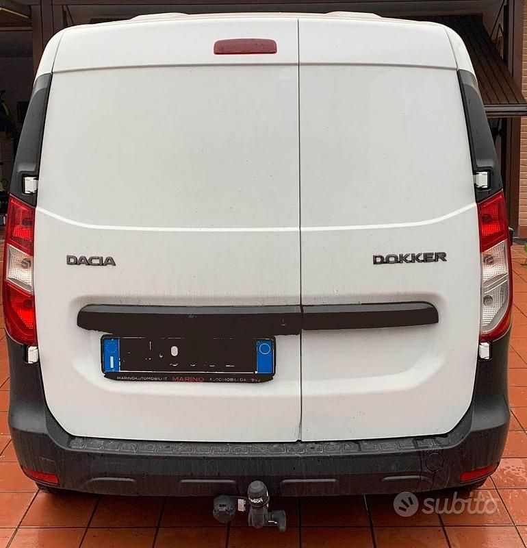 Usata Dacia Dokker 106 CV (77 kW) 2019 Bianco Monovolume