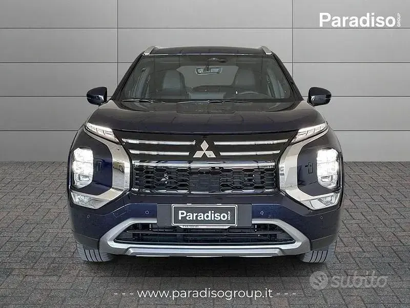Nuova Mitsubishi Outlander Intense 306 CV (225 kW) 2026 Blu SUV