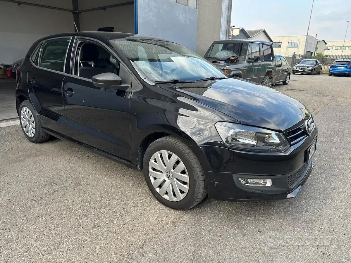 Usata VW Polo 90 CV (66 kW) 2013 Nero Utilitaria