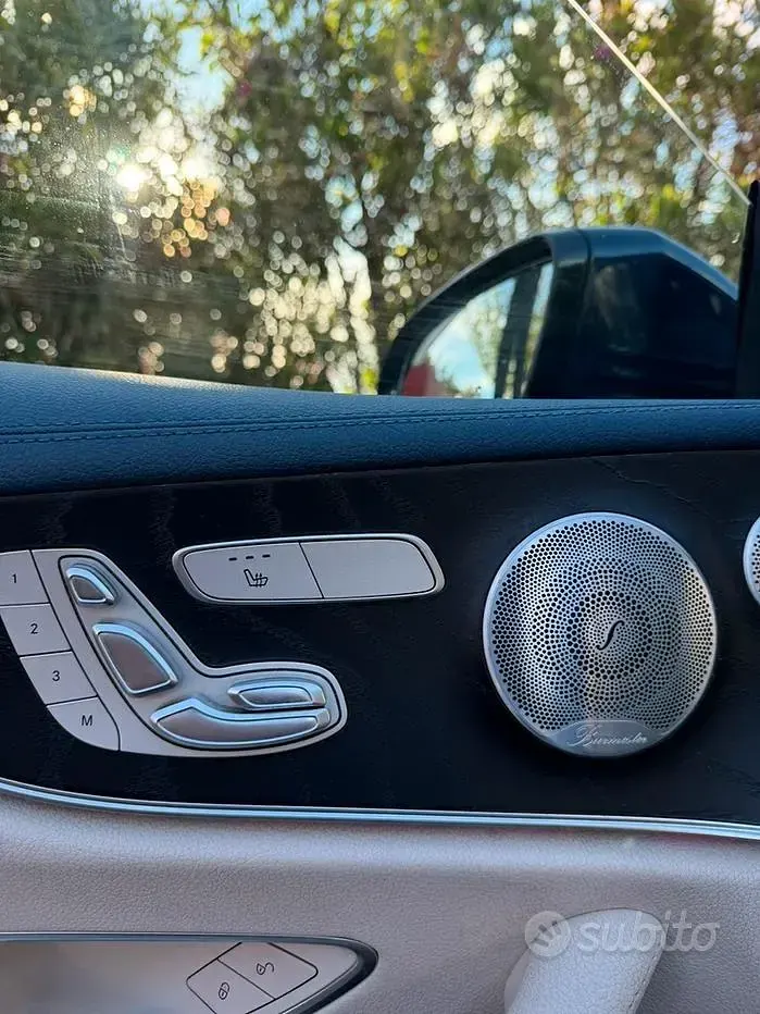Usata Mercedes E220 194 CV (142 kW) 2020 Blu Coupé
