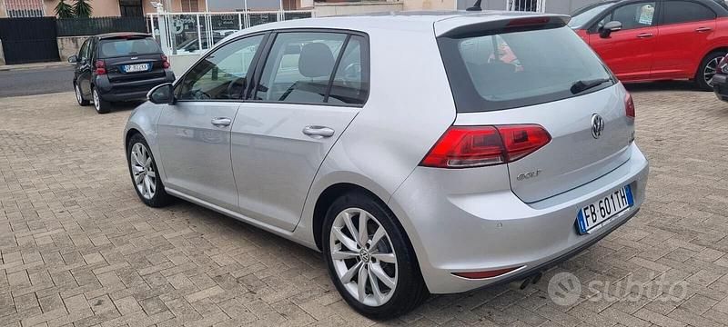 Usata VW Golf VII Highline 110 CV (80 kW) 2015 Grigio Berlina