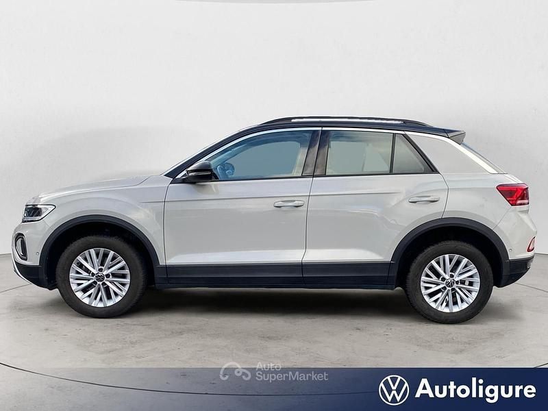 Usata VW T-Roc Life 110 CV (80 kW) 2023 Beige SUV