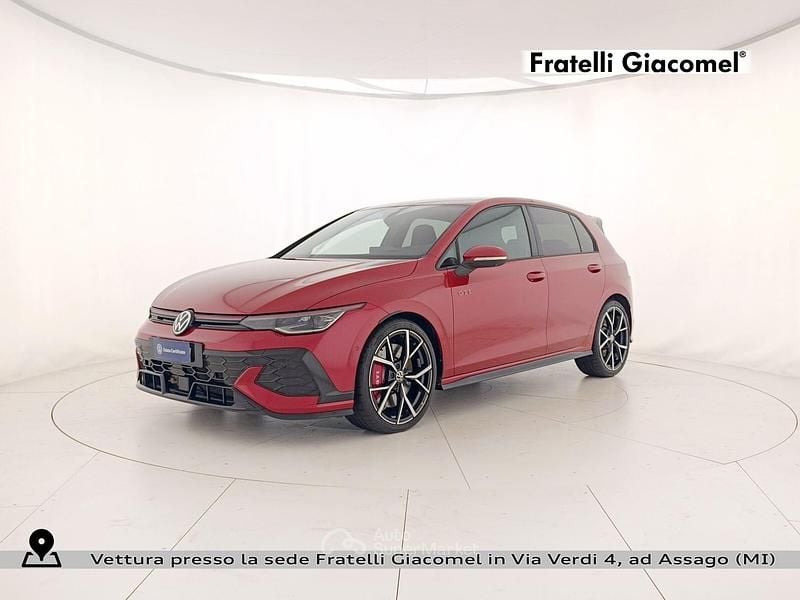 Usata VW Golf VIII GTI Clubsport 300 CV (220 kW) 2024 P8 kings red metallizzato Berlina