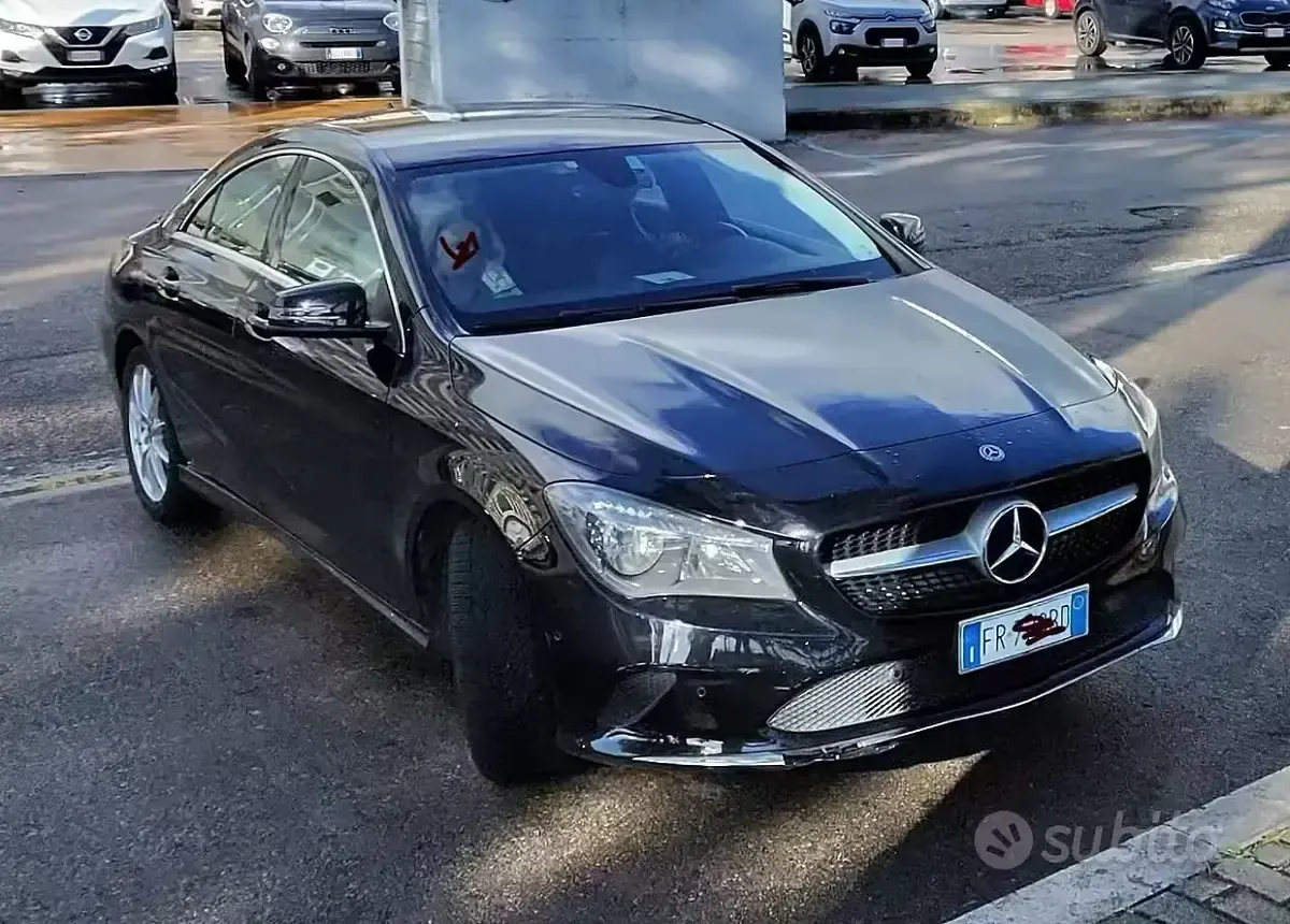 Usata Mercedes CLA200 Business 136 CV (100 kW) 2018 Nero Coupé