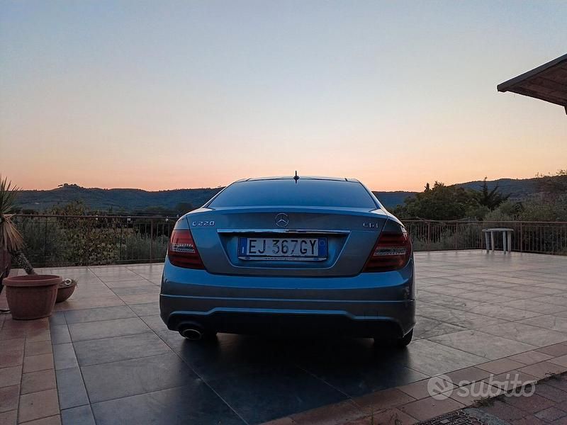 Gebraucht Mercedes C220 2011 Grau Coupé