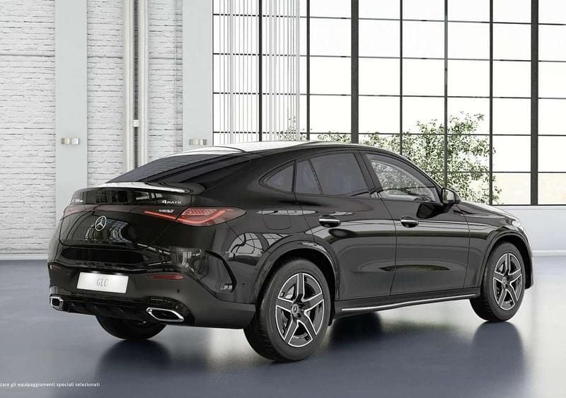 Nuova Mercedes GLC300e AMG line 333 CV (244 kW) 2026 Nero Coupé