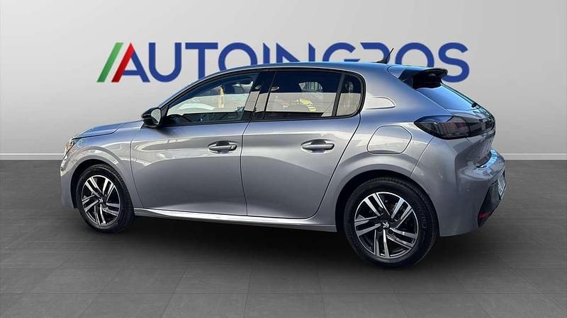 Usata Peugeot 208 Allure 101 CV (74 kW) 2022 Grigio Utilitaria