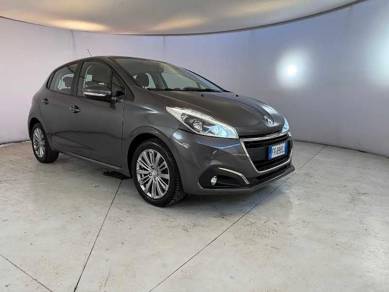 Usata Peugeot 208 Allure 102 CV (75 kW) 2019 Grigio Utilitaria