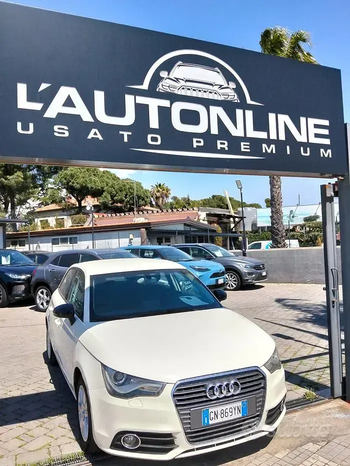 Usata Audi A1 Ambition 90 CV (66 kW) 2012 Beige Utilitaria